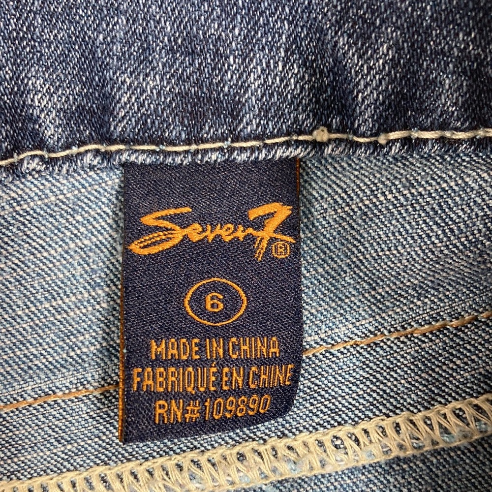 Seven7 Blue Denim Jean Shorts - Picture 9 of 10